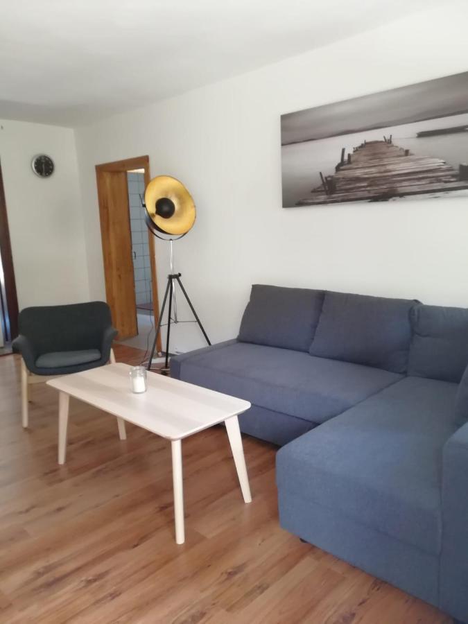 Kleine Galerie Apartment Fuer 3 Mit Kueche Kamin Netflix Parken Und Hofladen Steinhofel Eksteriør billede
